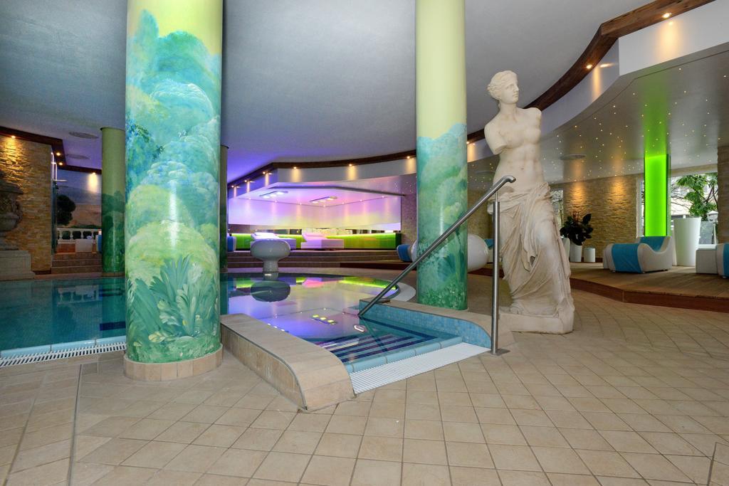 Hotel La Strada كاسيل المظهر الخارجي الصورة