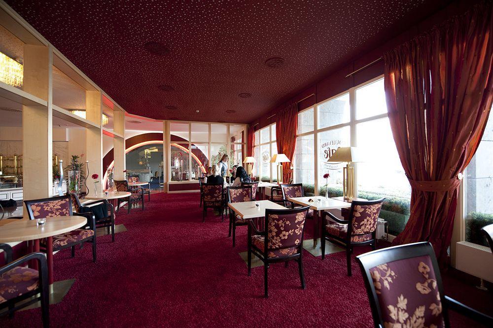 Hotel La Strada كاسيل المظهر الخارجي الصورة