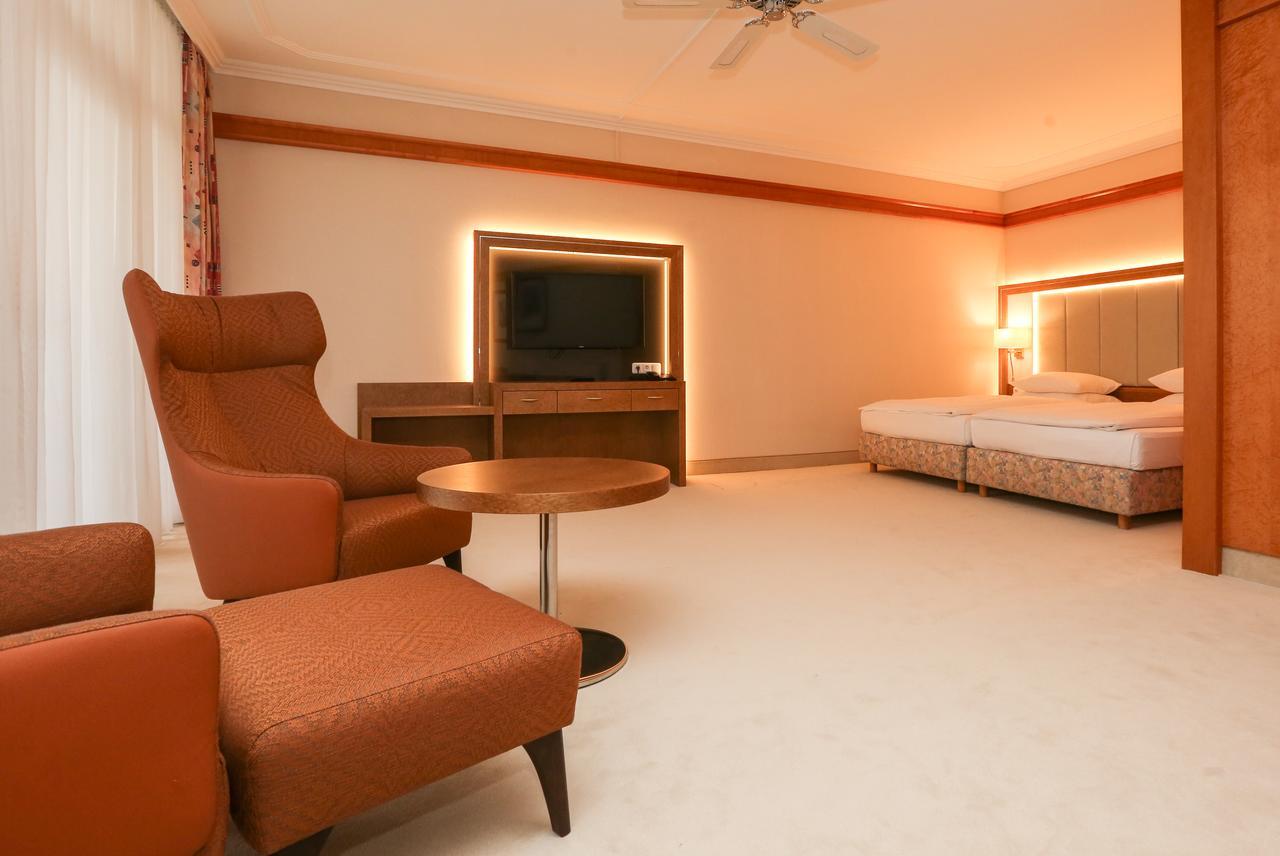 Hotel La Strada كاسيل المظهر الخارجي الصورة