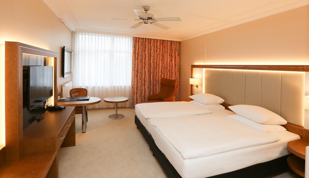 Hotel La Strada كاسيل المظهر الخارجي الصورة