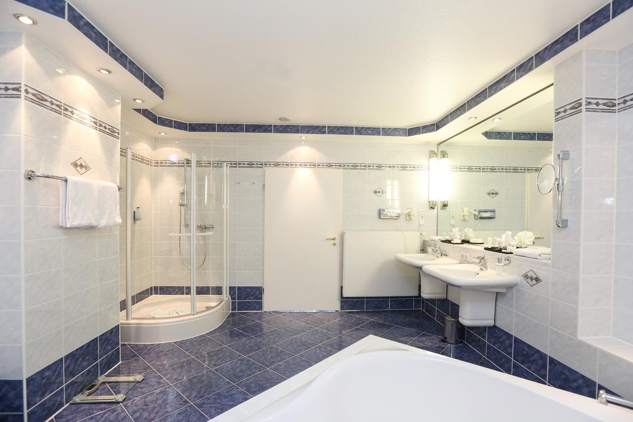 Hotel La Strada كاسيل المظهر الخارجي الصورة