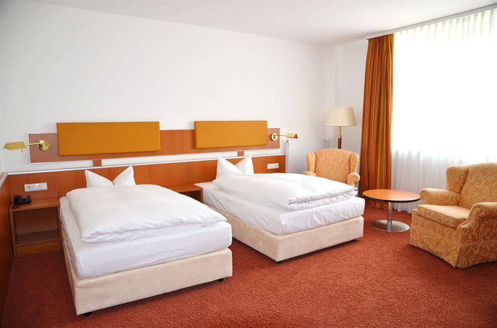 Hotel La Strada كاسيل المظهر الخارجي الصورة